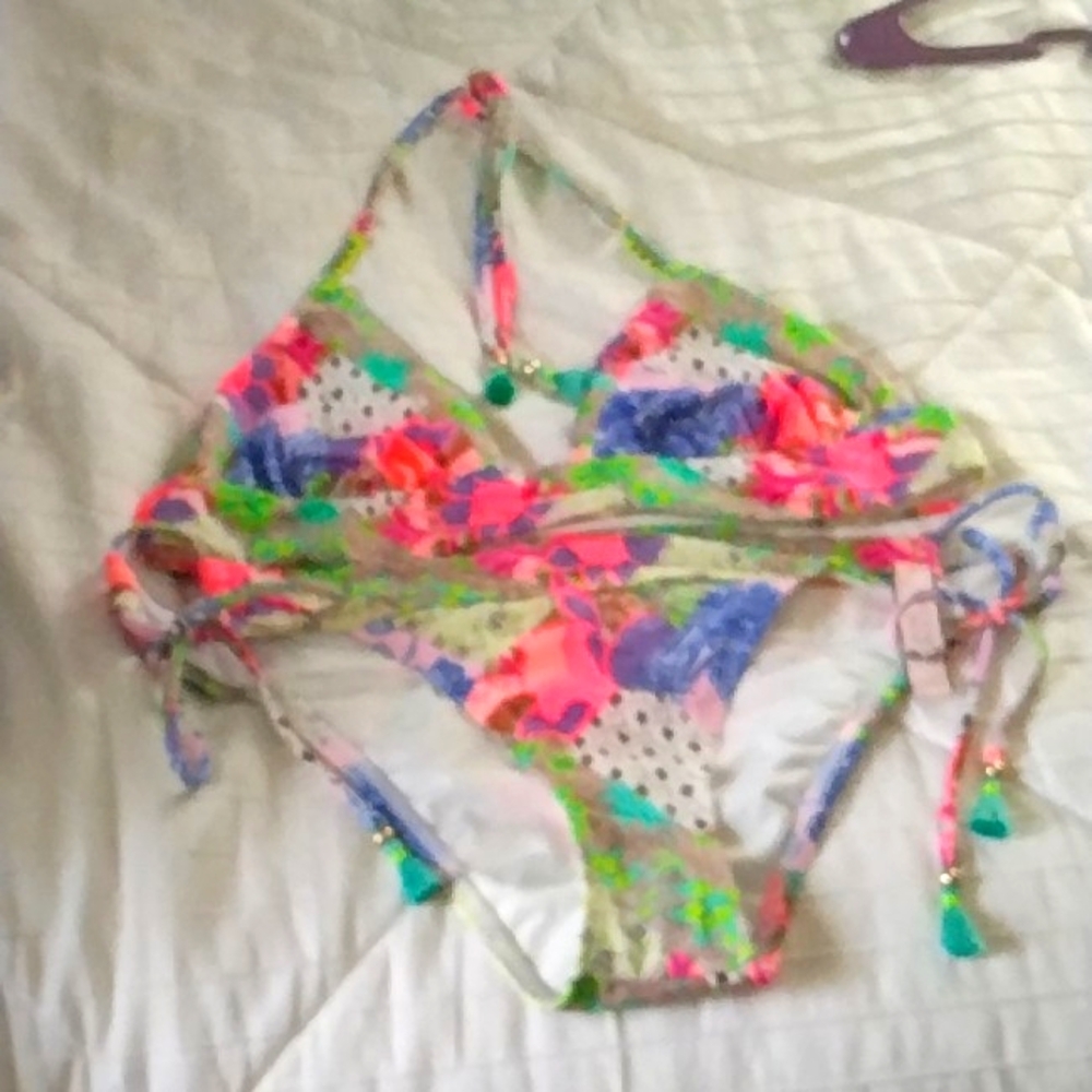 Brand new Victorias Secret 2 piece swimsuit/bikini - Picture 7 of 7